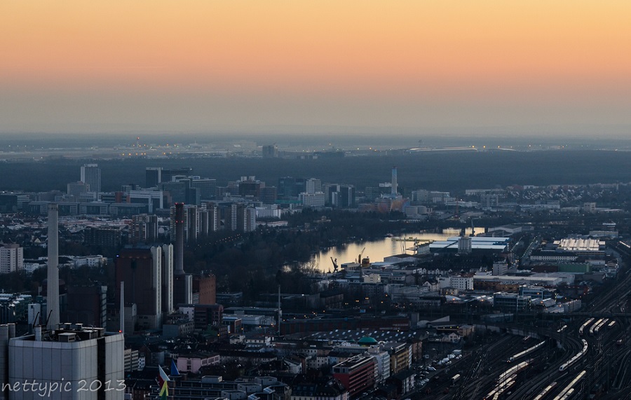 Frankfurt nachts